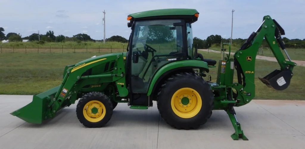 2019 John Deere 3039R Tractor