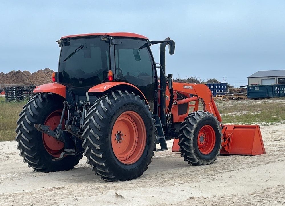 2014 Kubota M135GX 4WD